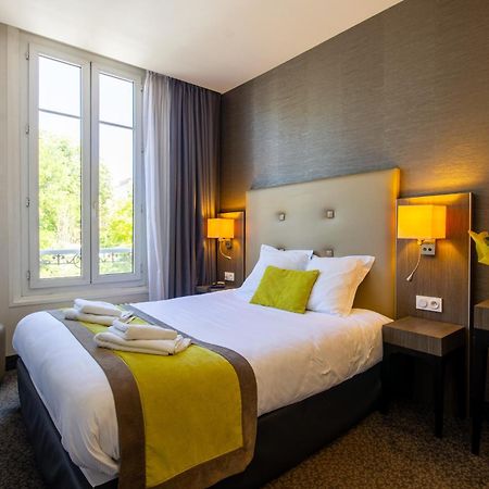 Hotel De La Gare Troyes Centre Bagian luar foto